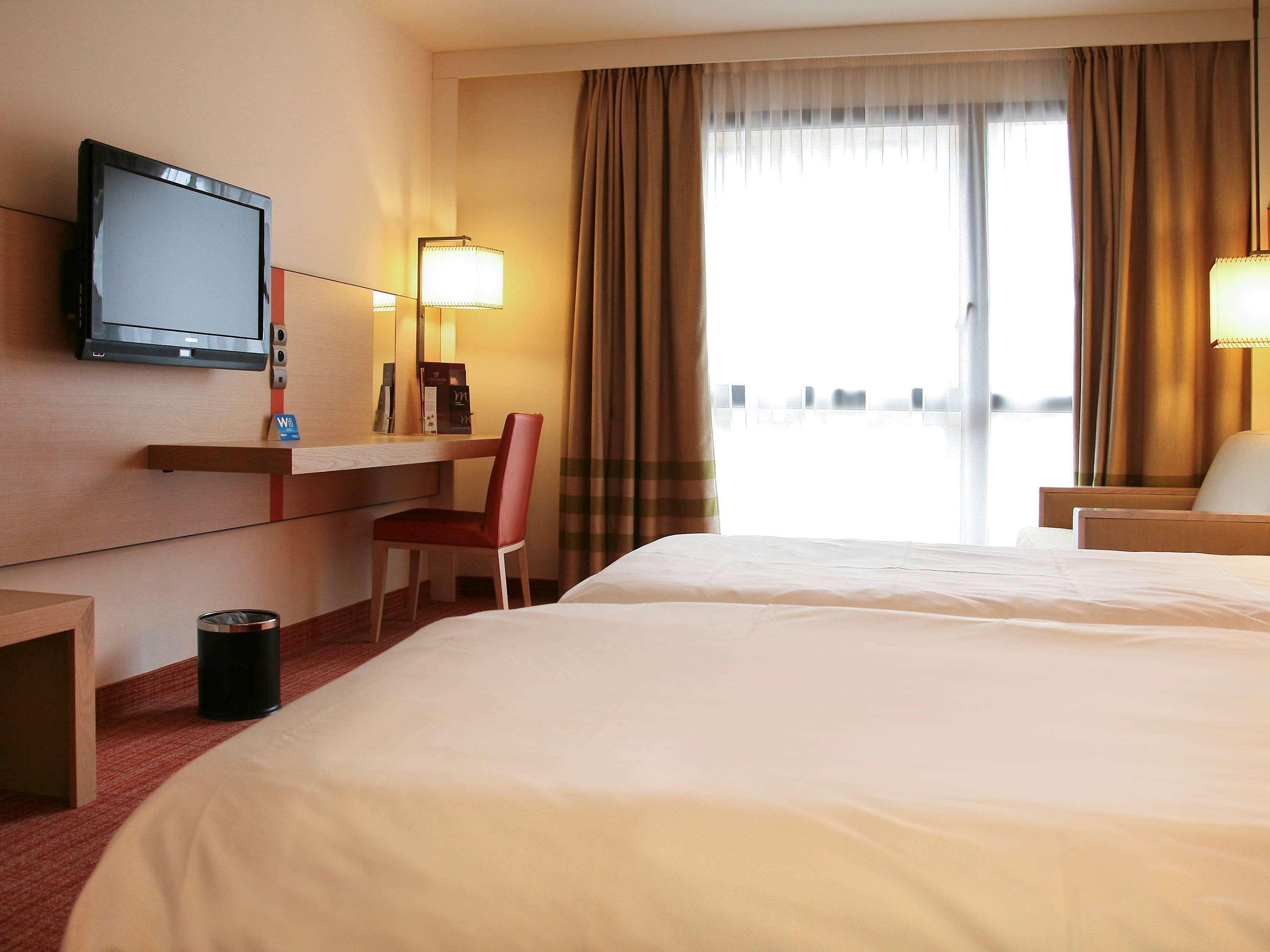 Mercure Cathédrale Hotel 4*